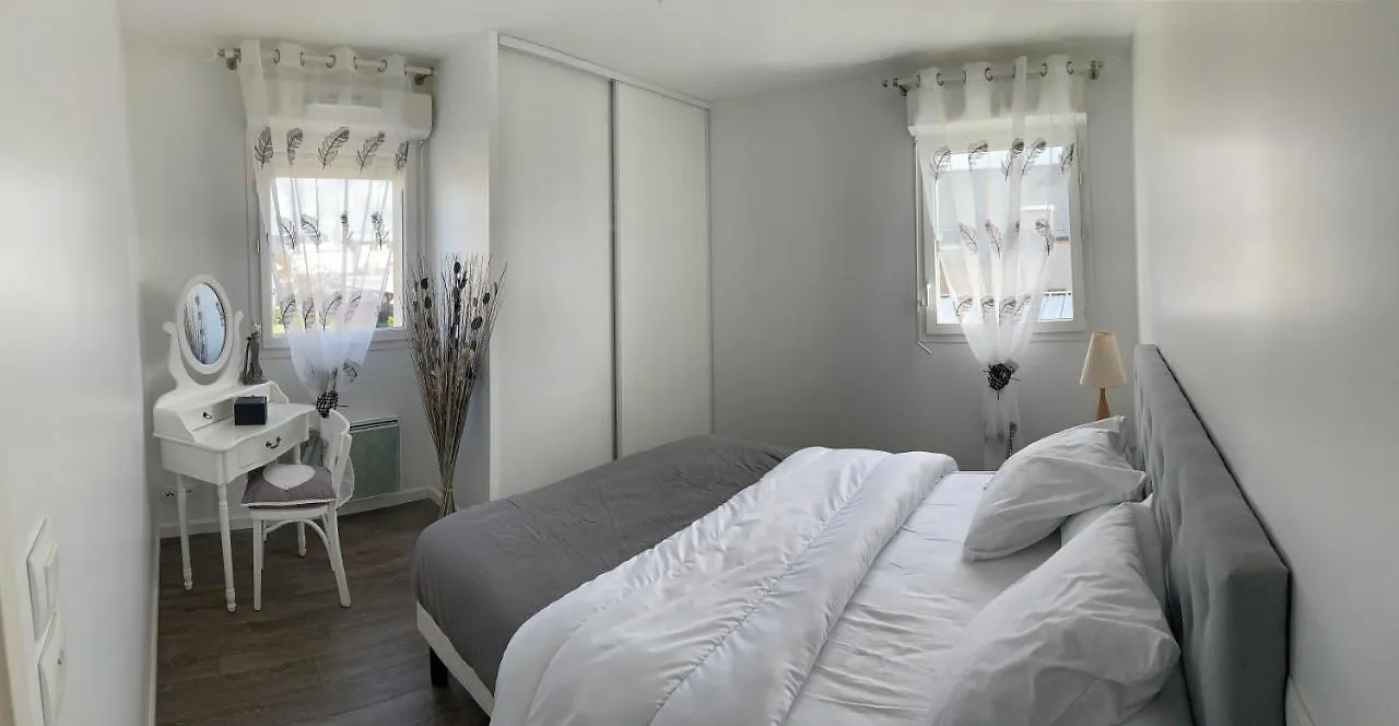 Apartamento Agreable Appartement A 200 M De La Plage - Nael Ploemeur Francia